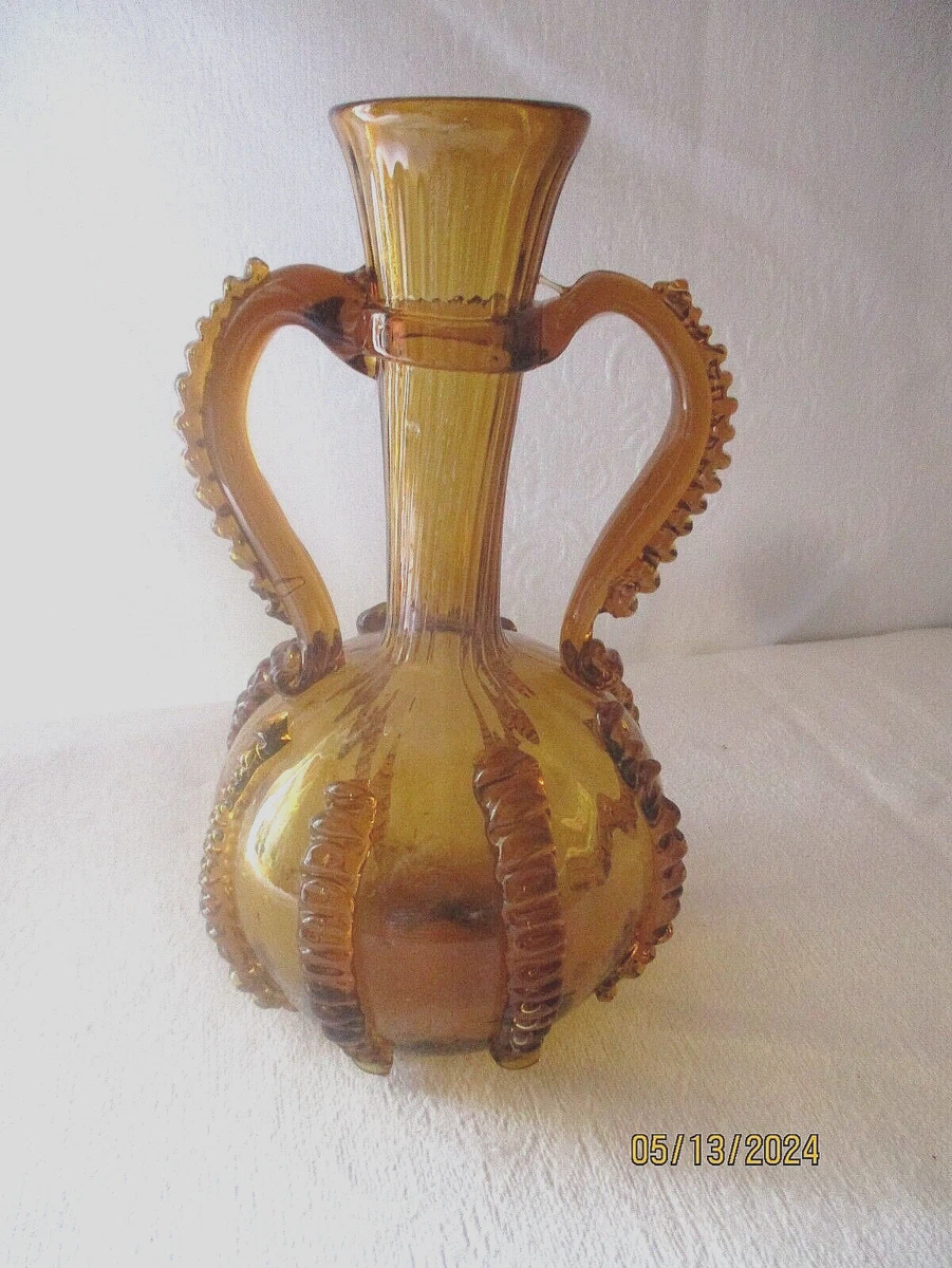 ANCIENNE ET JOLIE carafe émaillée décor De Petites Fleurs Verre Soufflé