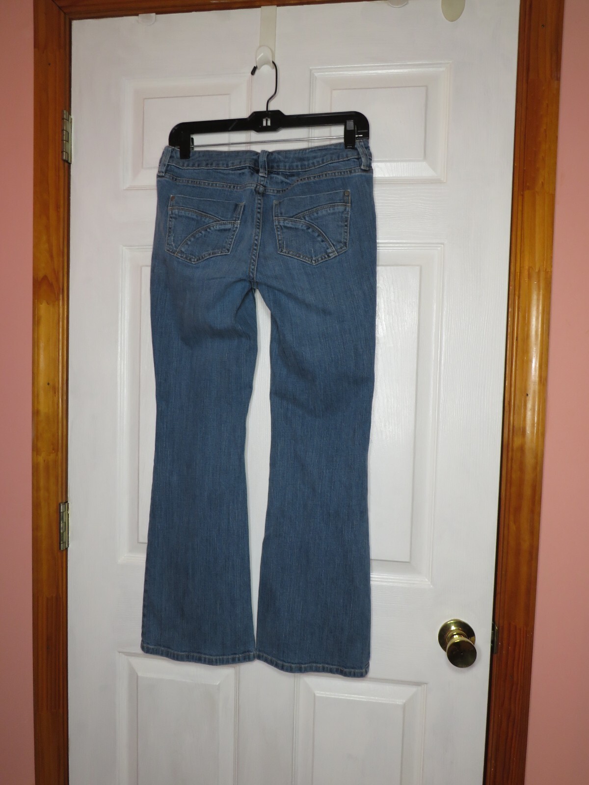 Picture 3 of 11