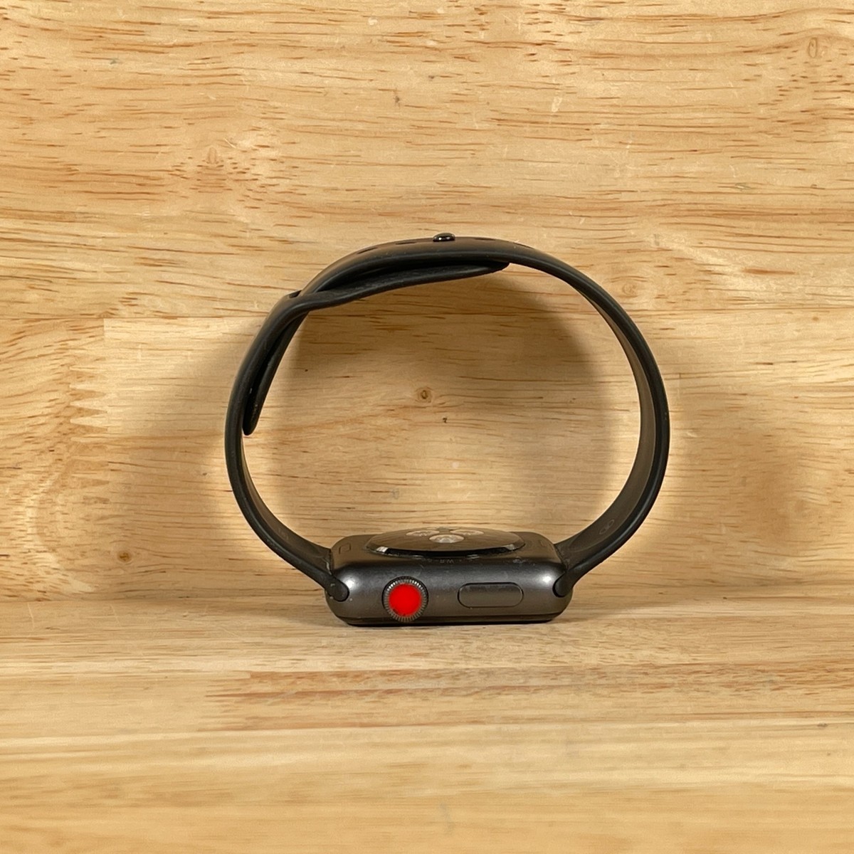 Apple Watch Series 3 WR-50M Unisex 42mm Black Aluminum Case Apple Watch Series 3 WR-50M Unisex 42mm Black Aluminum Case