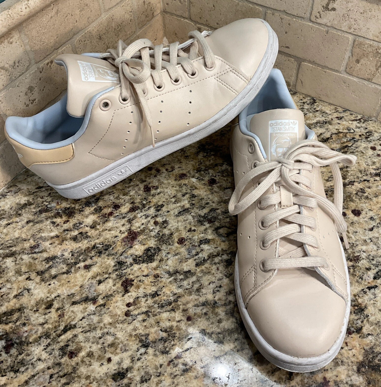 adidas Stan Smith Lace Up Womens Size 8 Halo Ivory Sneakers Athletic Shoes