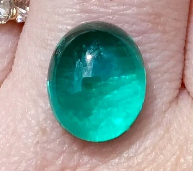 Hydrothermal Emerald Oval Cabochon Gemstone AAA+ Quality For Jewelry Making - Image 3 of 3
