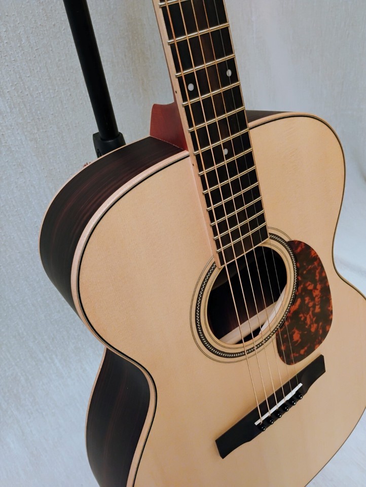 Larrivee OMO3R Recording Series Acoustic GuitarNatural eBay