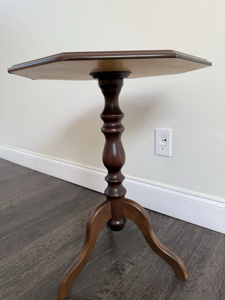 Mesa de centro tripé octogonal vintage italiana florida floral incrustada - Imagem 3 de 4