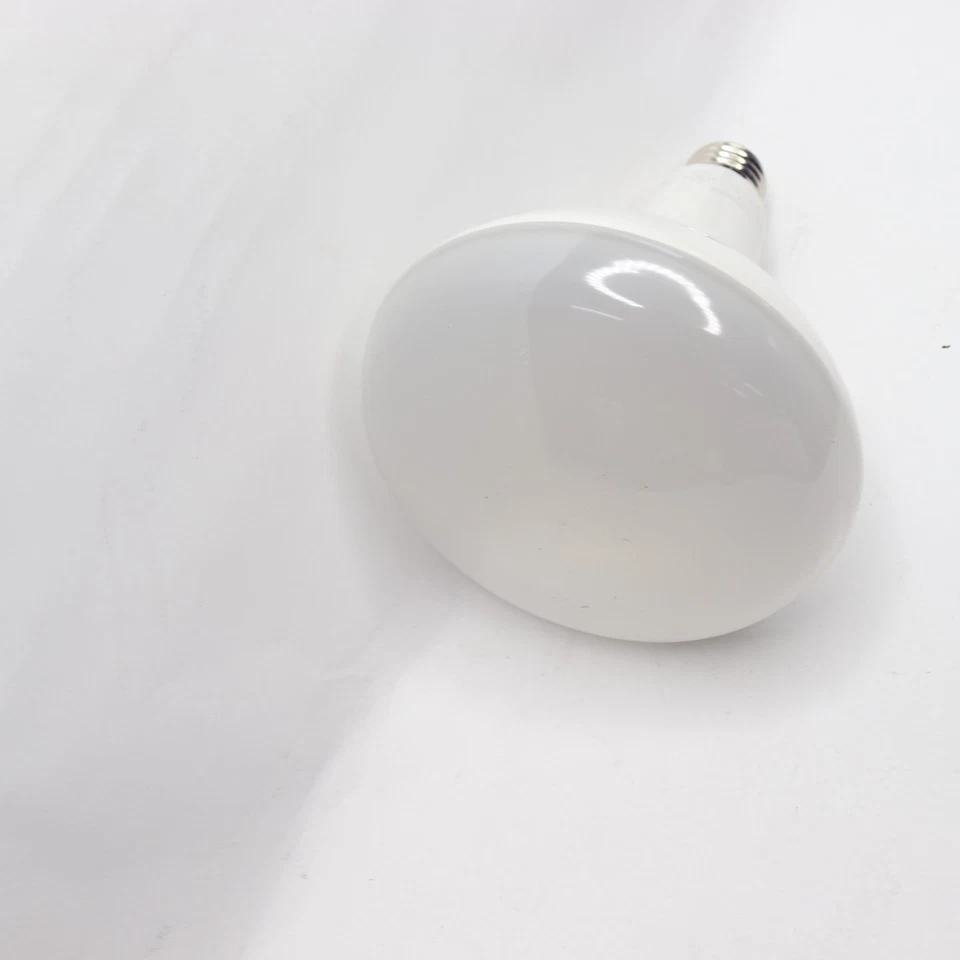 Simply Conserve LED Light Bulb Dimmable 2700K Warm White R40 17W 100W Eqv - Image 4 of 4