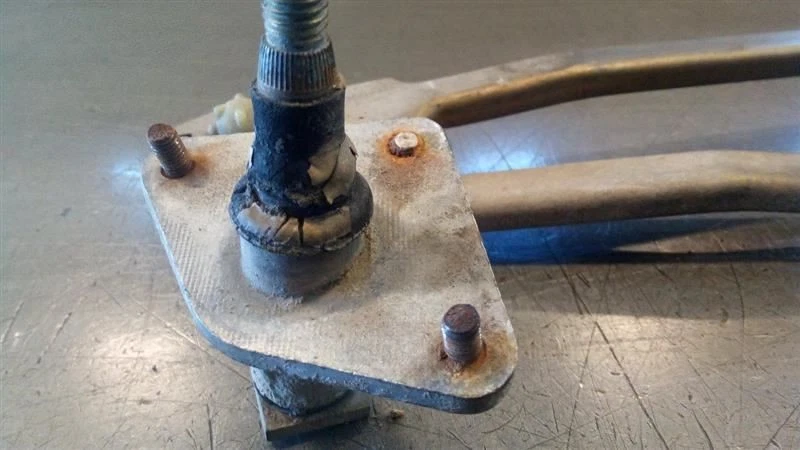 Acoplamiento de transmisión limpiaparabrisas 77-79 NISSAN PICKUP620 LIL Hustler Ute J15/16 7271361 Foto 2 de 4