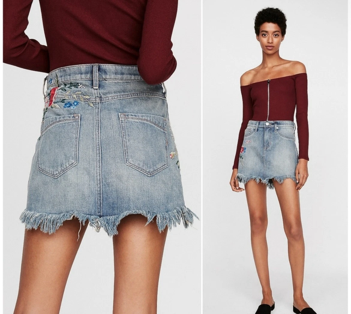 Express Embroidered Fringe Raw Hem Denim Mini Skirt NWT Size 4