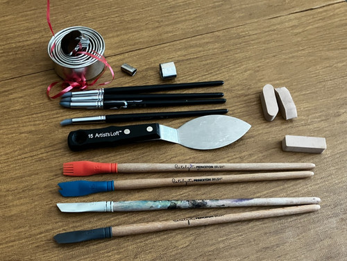Lot of 4 Catalyst Princeton #15 & 4 Artist's Loft Brushes & Large Palette Knife