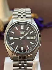 Vintage Seiko 5 Automatic Men's Japan Wristwatch 7009 Brown Dial Day/Date