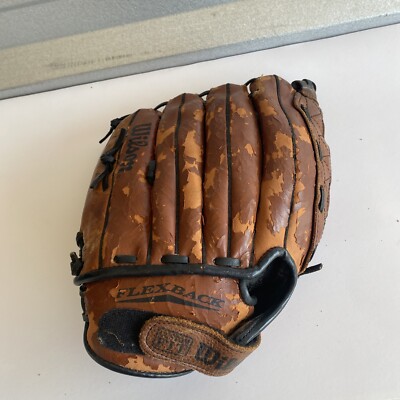 Gant de softball général agressif Kubota Slugger droitier de terrain