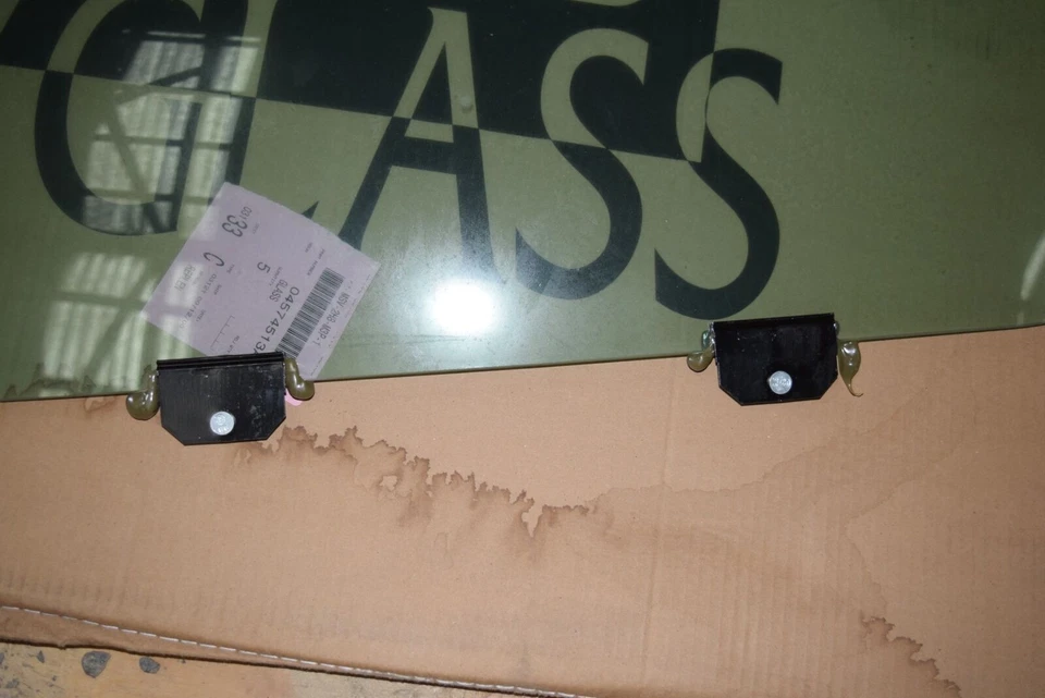 Dodge Intrepid 4574513AF 2002-2003 puerta trasera de vidrio #B24 nuevo de lote Foto 4 de 4