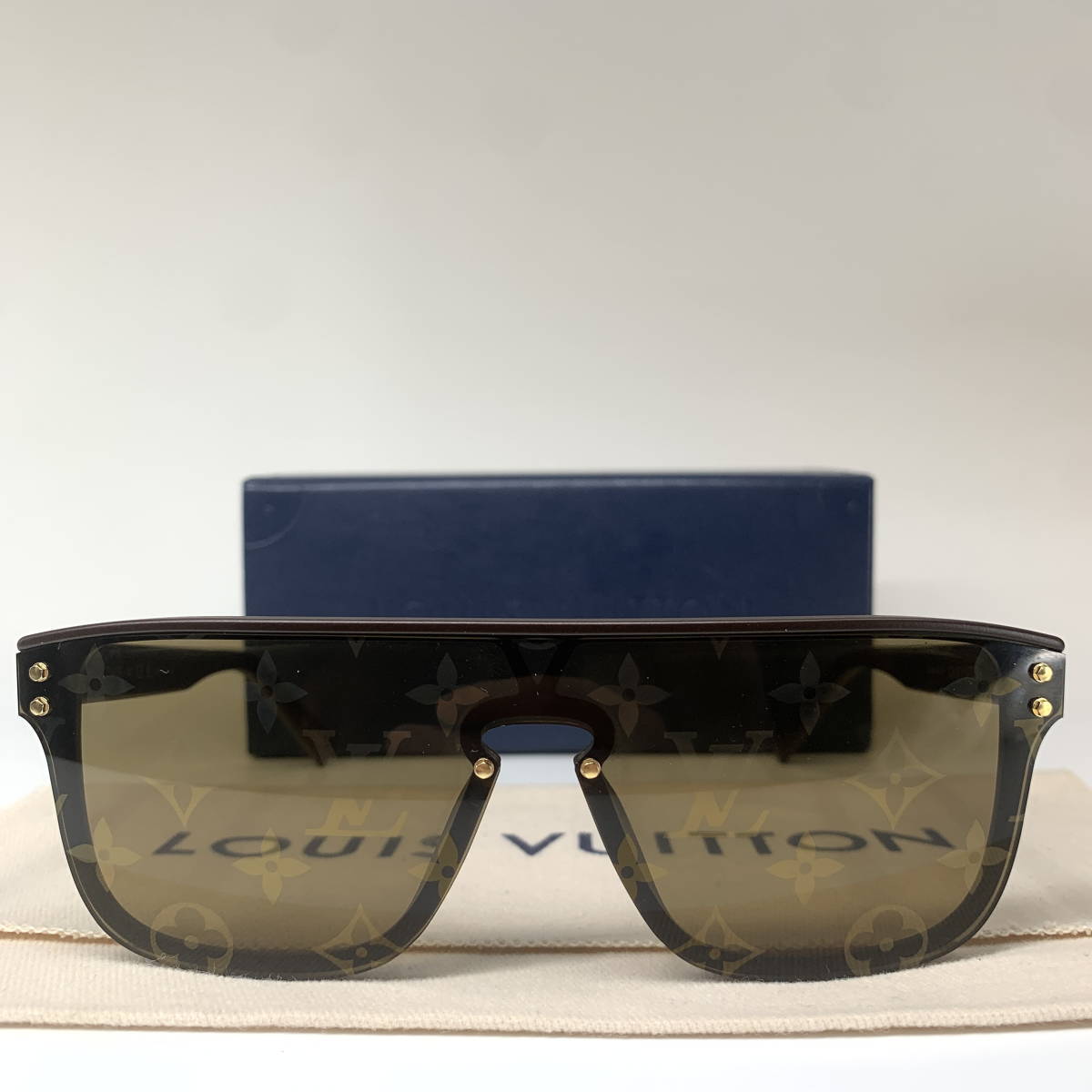 Louis Vuitton Sunglasses Waimea Brown Cell Frame Logo  display picture 1