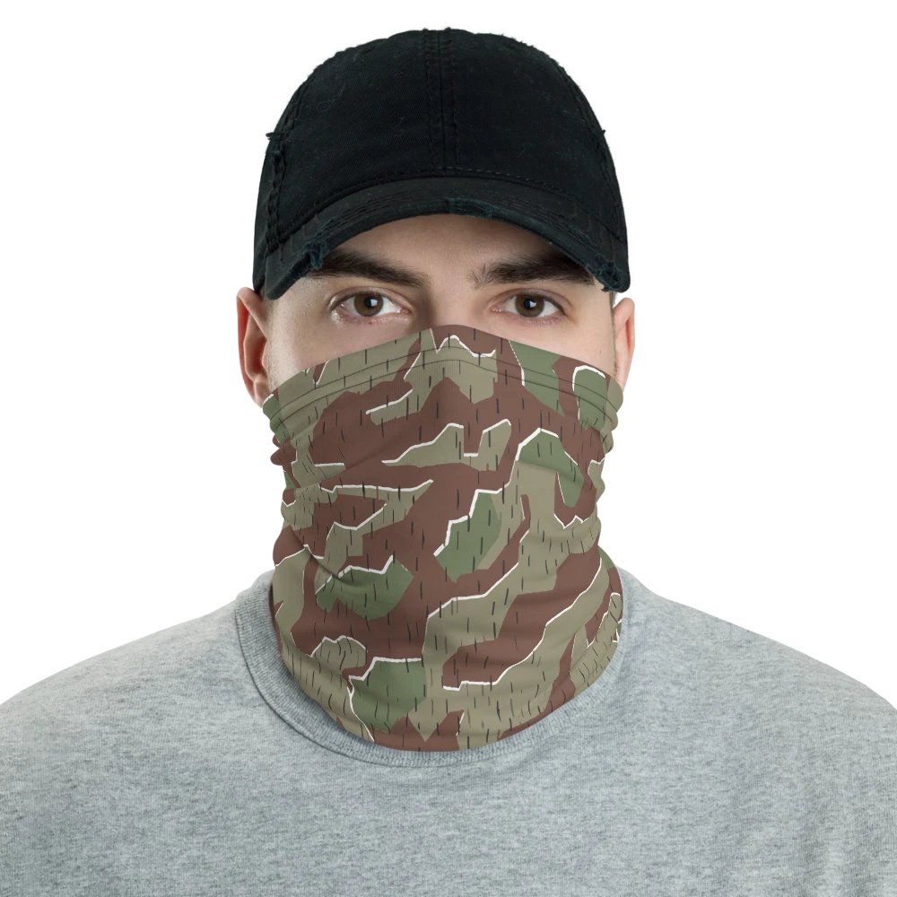 German Splittermuster Starke Camouflage Neck Gaiter
Opens in a new window or tab