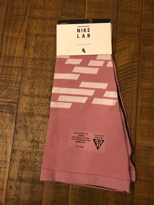 NIKE Women NikeLab ACG Leg Sleeves Elemental Pink AJ3851 678 - M/L