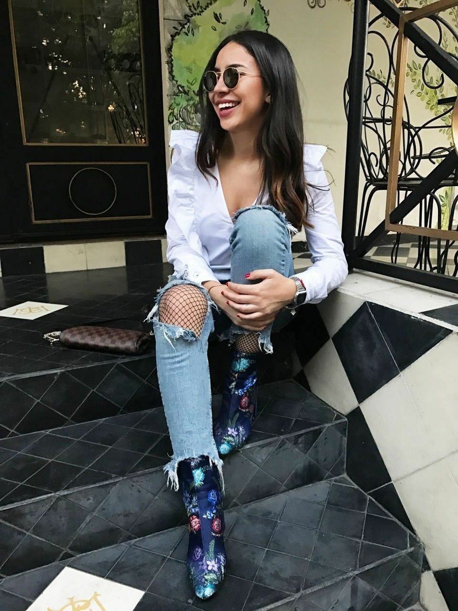 ZARA Woman BNWT Authentic Floral Embroidered Detail Ankle Boots