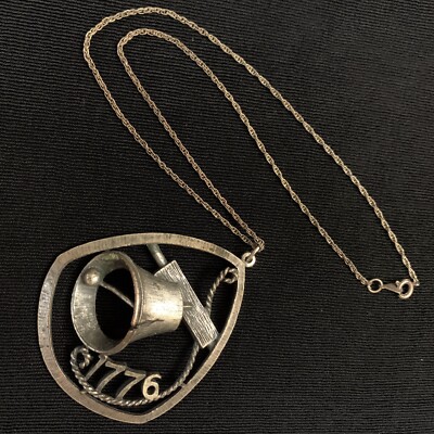 Vtg Liberty Bell 1776 Pendant Chain Necklace Patriotic USA