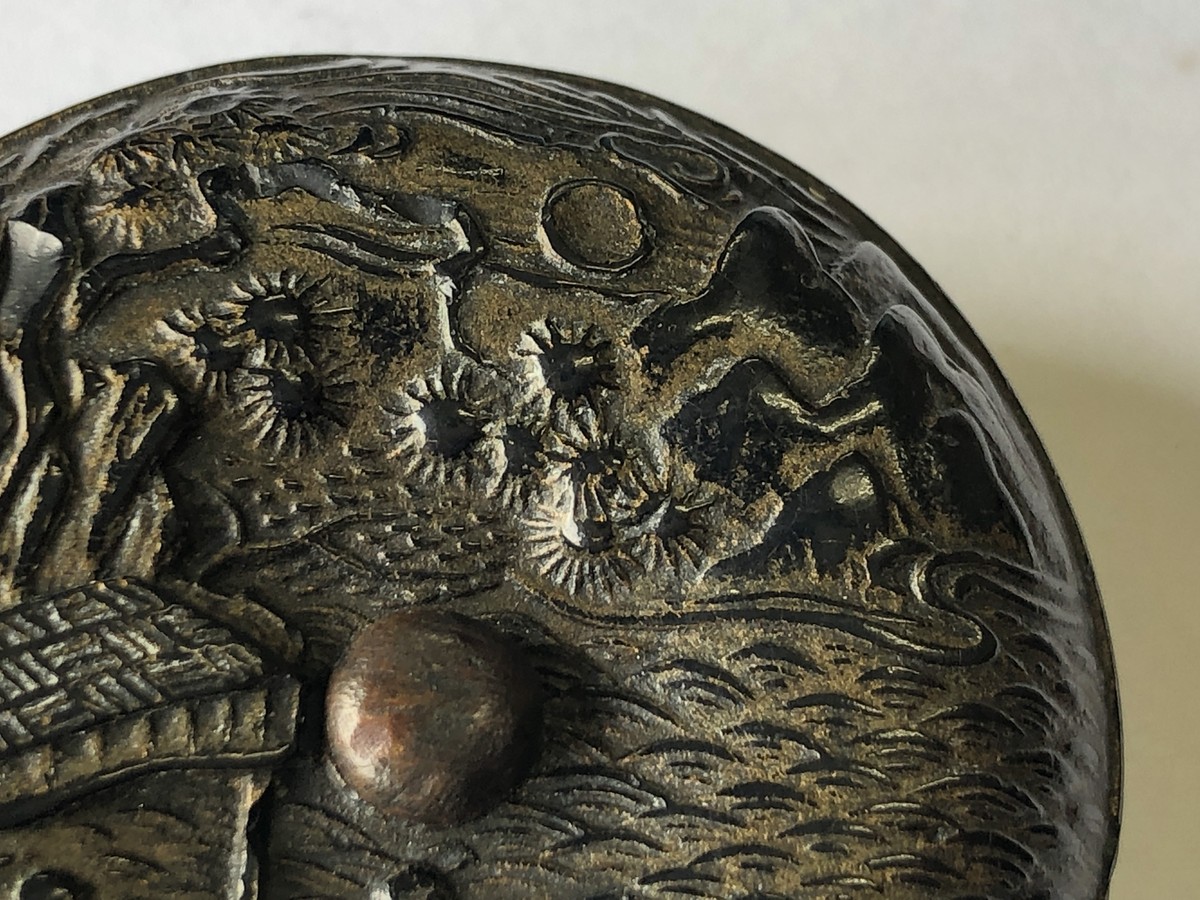 Y3337 NETSUKE Manju Person Ship Japan antique vintage