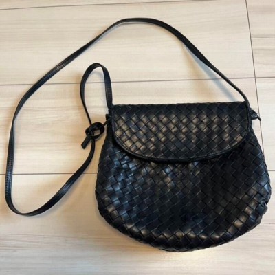 【関税&送料込】Bottega Veneta Bags Black Bottega Veneta Leather Intrecciato Shoulder Bag Black
