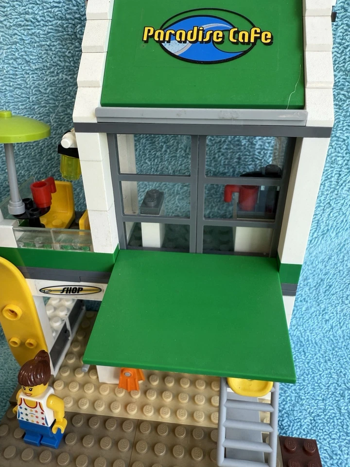LEGO Creator/City Lot: 4996 Beach House, 4644 Marina, 7639 RV’ X2 & 7737 Coast G - Image 3 of 4