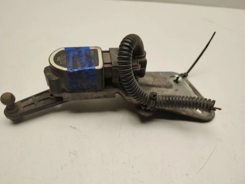 MERCEDES-BENZ E W212 Niveausensor vorne links a0065428318 2.10 Diesel 31858032