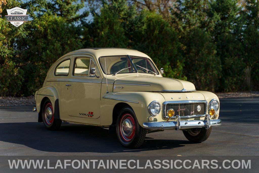 1958 Volvo 2dr Sedan