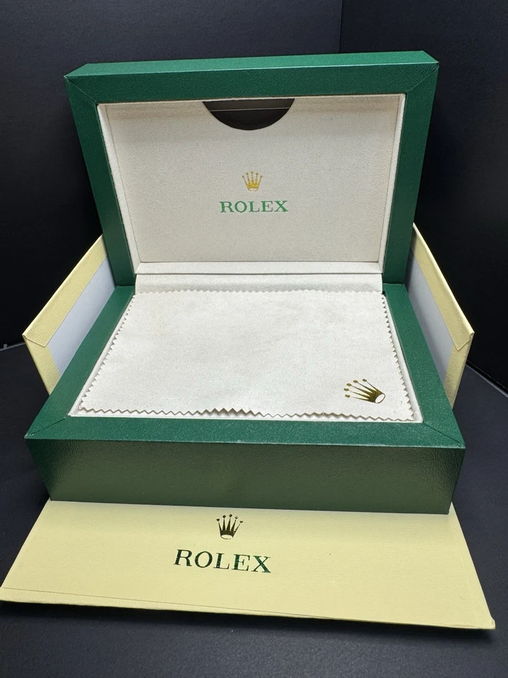 Rolex Genuine watch box case 39141.02 Large Outer box Color Green - Image 4 of 4