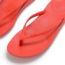 Fitflop Women's Iqushion Ergonomic Cherry Flip-flops