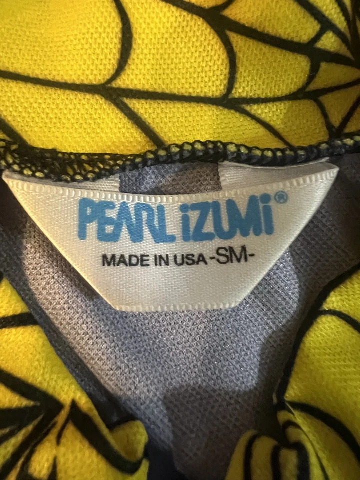 Camiseta masculina de ciclismo Pearl Izumi Marvel Superheroes Spider Man 3/4 zíper tamanho pequeno - Imagem 2 de 4