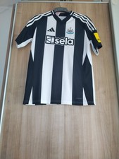 Newcastle United Home Shirt 15/16 Years