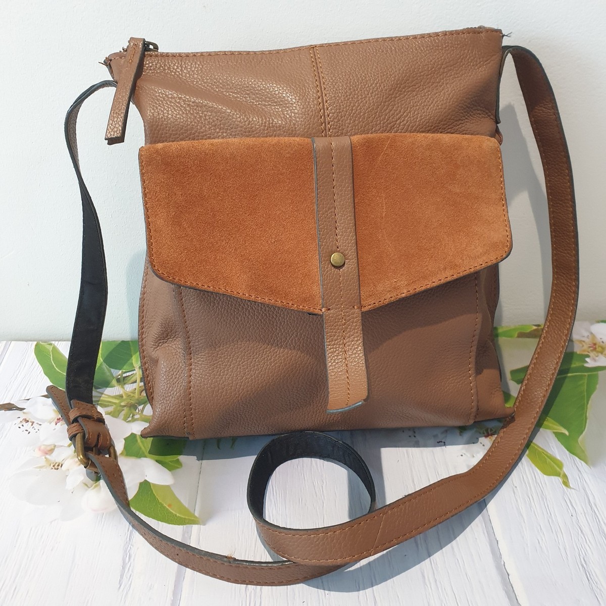 NEXT Ladies XBODY SHOULDER BAG Brown Leather Lined Adjustable Zip