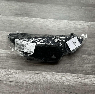 Black Waist Bag Crossbody Fanny Pack Travel Everyday Alo Yoga