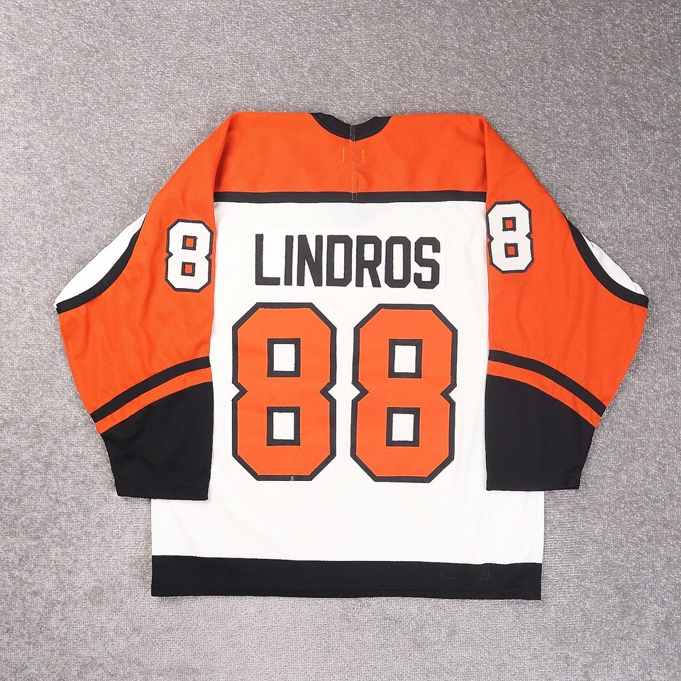 CCM Philedelphia Flyers Eric Lindros #88 Medium Multicolor Long Sleeve Jersey - Image 2 of 4