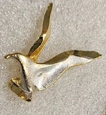 Vintage Gold Silver Tone Seagull Sea Bird Tie Lapel Brooch Pin Natical