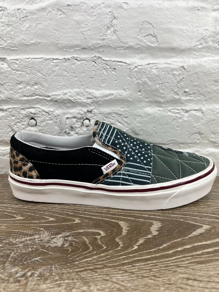 【Vans】★スニーカー★ Classic Slip-On Shoe s-l1200.jpg