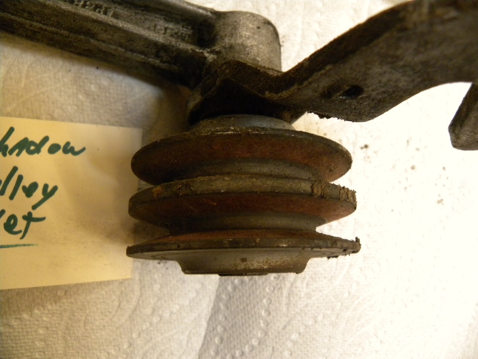 Rolls Royce Silver Shadow II Bentley T 2 Idler Belt Tensioner Pulley