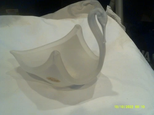 Vtg. Murano Style Frosted Glass Swan-Label-heavy-AS FOUND-no makers mark