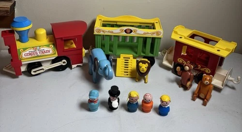 Fisher Price Little People Play Family Circus Train 4 Animals & 5 People VTG