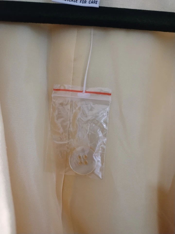 Chaqueta de traje amarilla Chadwicks para dama mezcla de lino/algodón talla 14 nueva con etiquetas (W1598) Foto 3 de 4