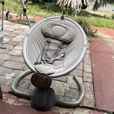 4moms Gray Infant Baby Bouncer with Vibration and Adjustable Swing Speeds
