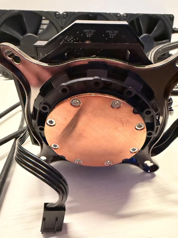 ASUS Rog Ryujin 360 RGB AIO Liquid CPU Cooler 360mm 3 4-pin Noctua iPPC PWM Fans - Image 3 of 4