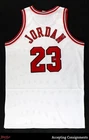 Michael Jordan Signed NBA Chicago Bulls #23 NIKE XL Size Jersey AUTO UDA COA