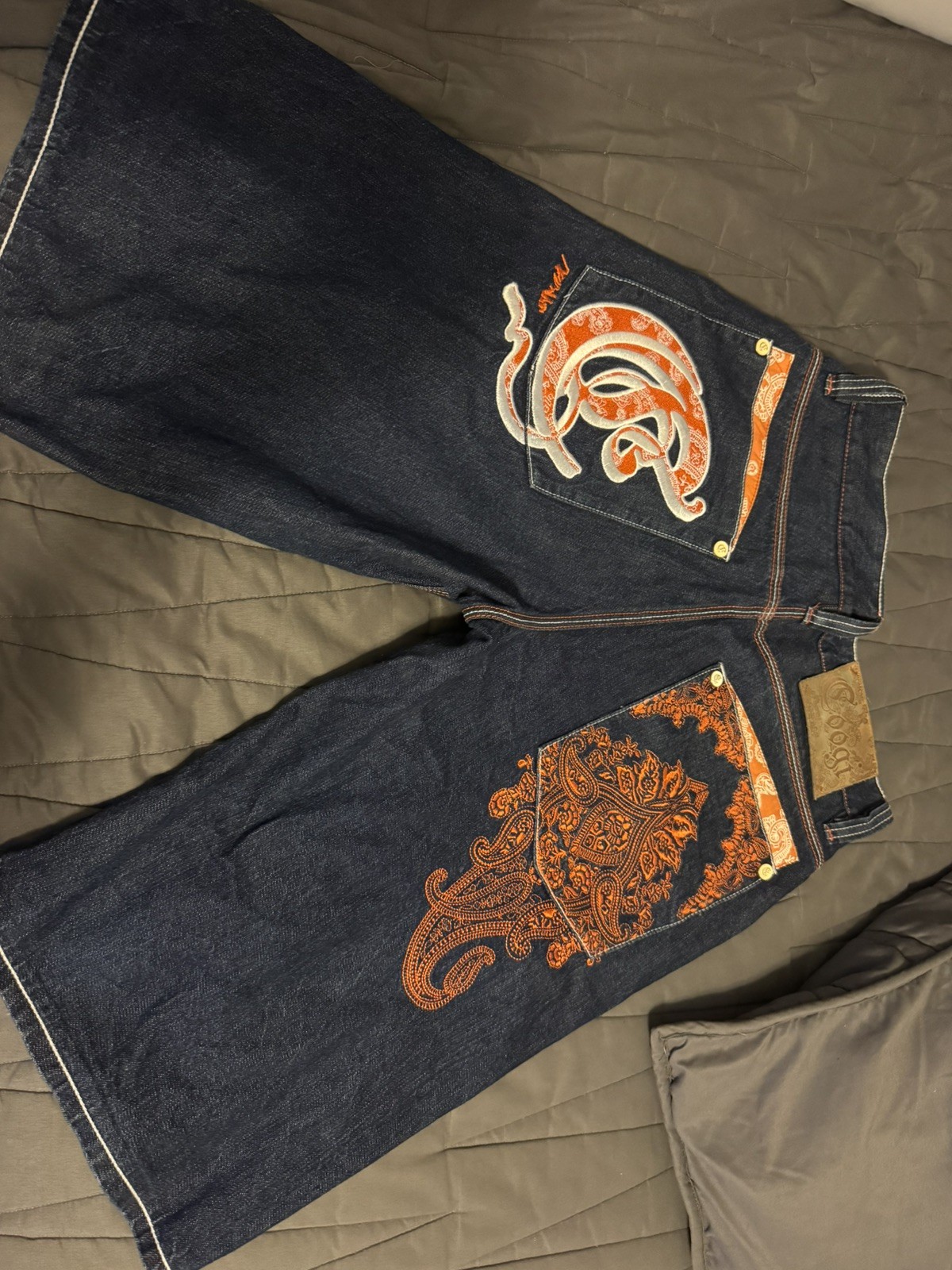 Coogi Denim Shorts W34 Y2K Hip Hop Streetwear Embroidered Logo Paisley Lined