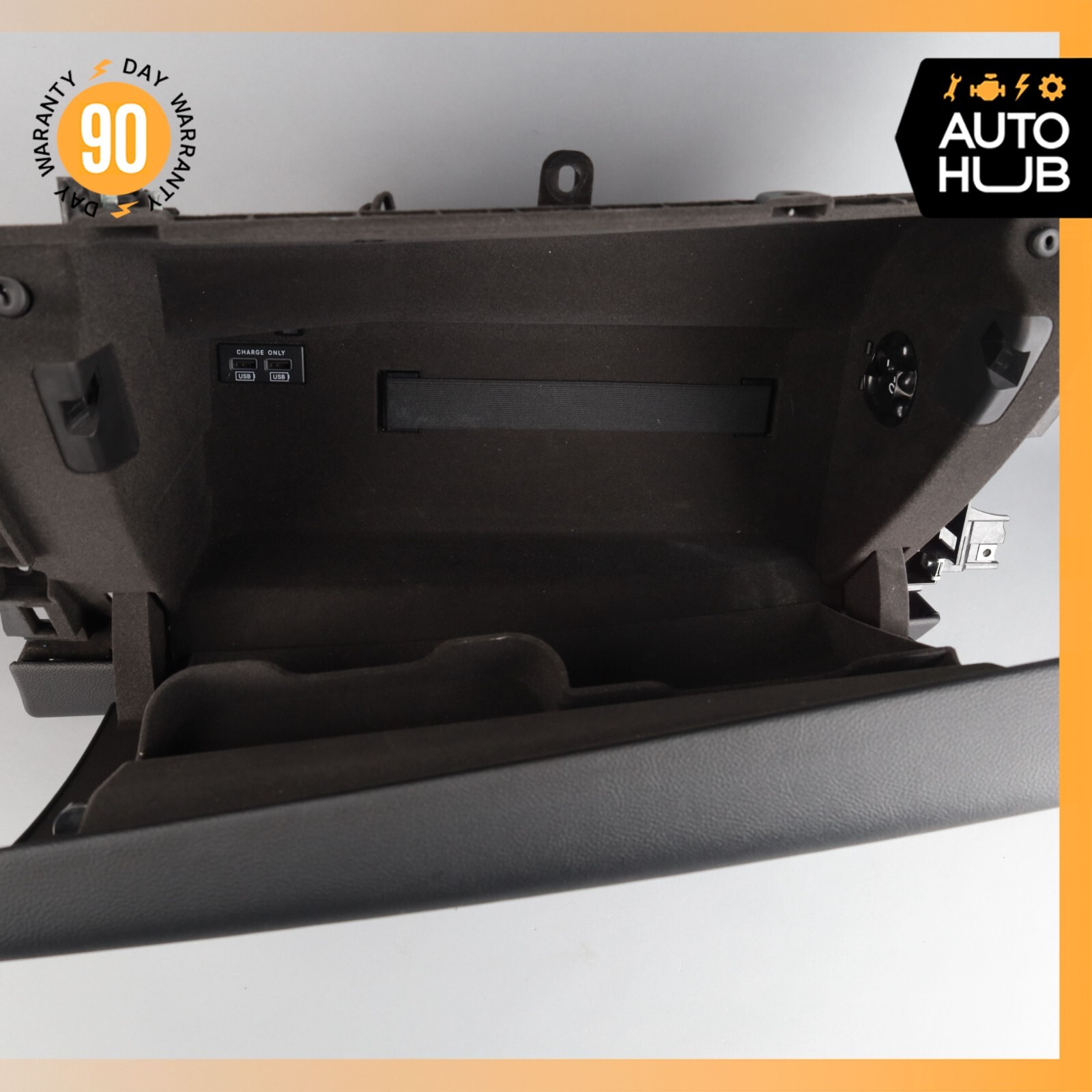 17-20 Maserati Levante M161 Dashboard Dash Glove Box Glovebox Black OEM 73k