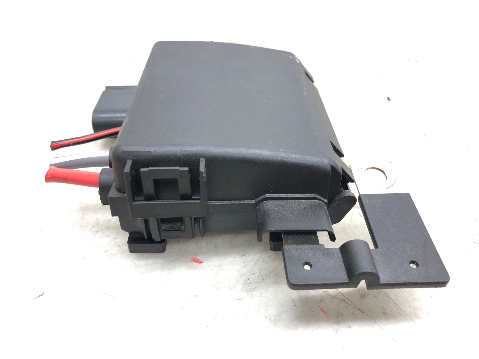 2006-2012 BENTLEY CONTINENTAL FLYING SPUR SPEED OEM BATTERY FUSE BOX 3W0937550