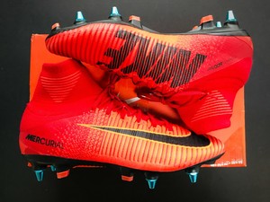 nike mercurial superfly fire