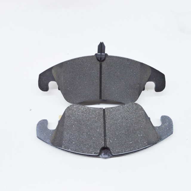 AUDI A5 8T3 FRONT WHEEL BRAKE PAD SET 8K0698151R GENUINE for sale