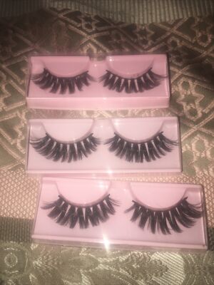 eyelashes