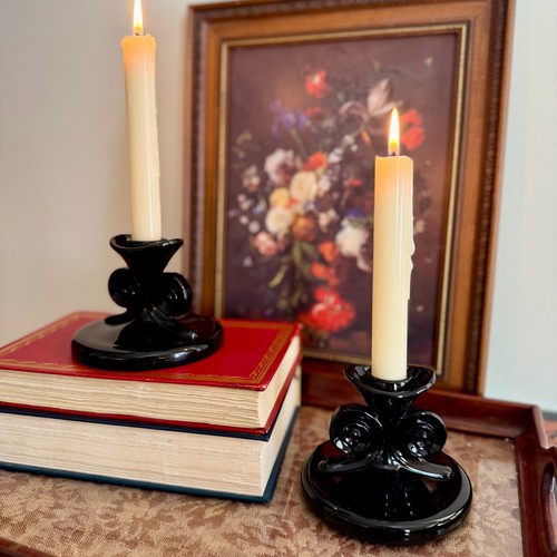 Pair of Fostoria 1930s Black Amethyst Glass Scroll Candlestick Holders 3" #2395 - 第 11/12 張圖片