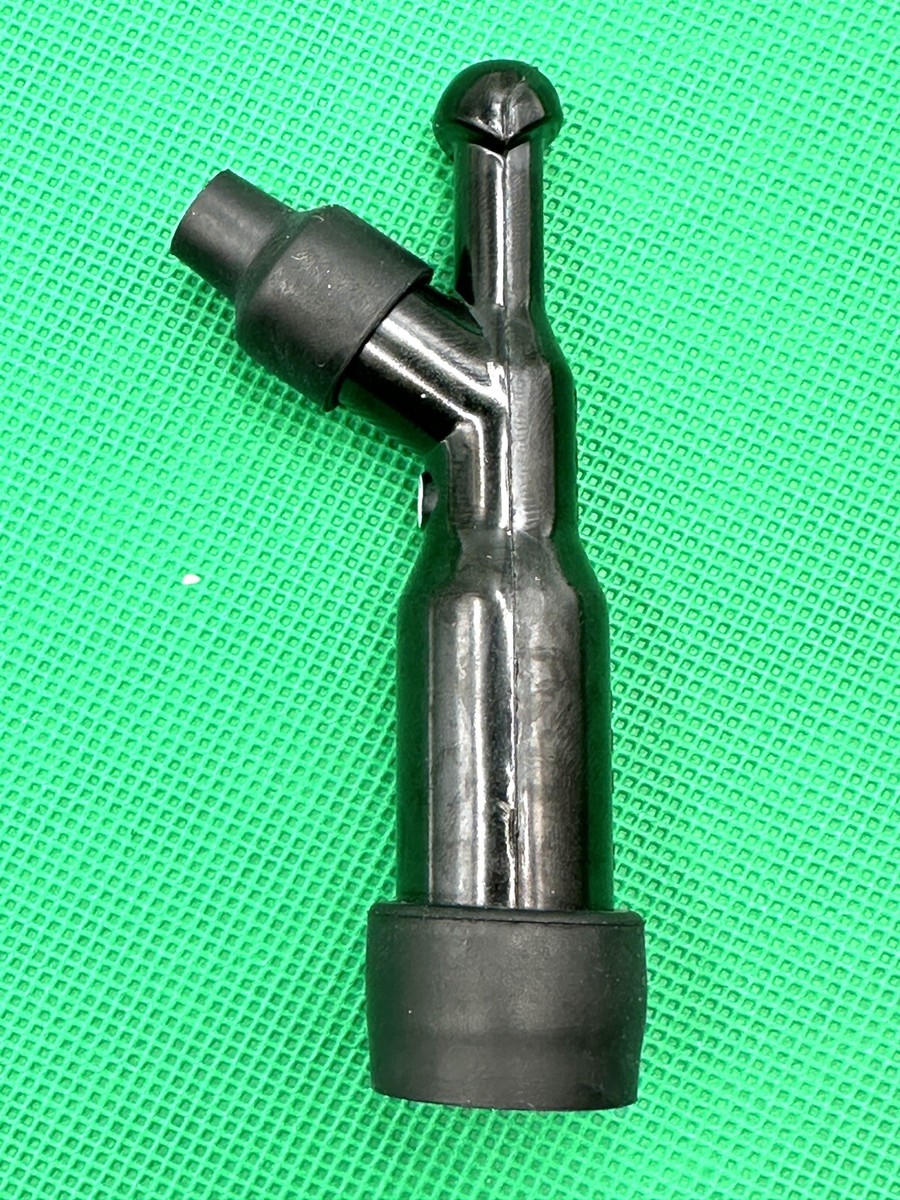 Genuine Honda 30700-Z1C-813 Spark Plug Cap Boot Y-EZD NGK Genuine Honda 30700-Z1C-813 Spark Plug Cap Boot Y-EZD NGK