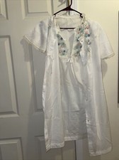 Vintage Gilead gown robe set