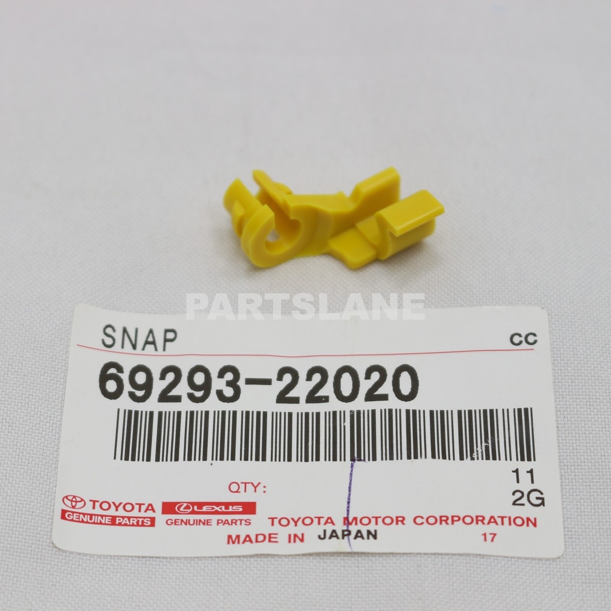 MAO　0418 Toyota Camry Corolla Cressida OEM Front Door Outside Handle Snap